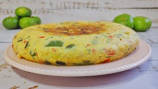 Esta TORTILLA es PERFECTA  Tortilla de cebolla huevo y zapallitos verdes Calabacín  Zucchini [upl. by Odicalp]