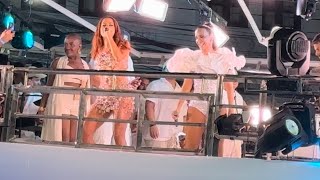 Ivete Sangalo e Anitta  Carnaval de Salvador 2024 [upl. by Karleen]