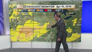 WATCH How the summer heat affects your corn crops [upl. by Bevon270]