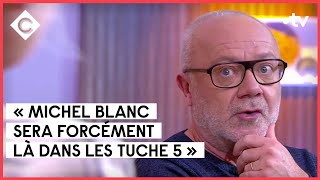 Les Tuches fêtent Noël avec toute l’équipe du tournage  C à vous  08122021 [upl. by Aldrich]