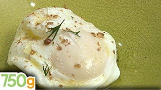 Réaliser un oeuf poché  750g [upl. by Gower]