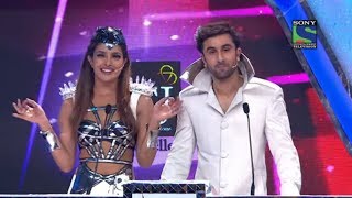 59th Filmfare Awards  Full Filmfare Awards 2013 In HD  Priyanka Chopra Jonas  Ranbir Kapoor [upl. by Pollitt]