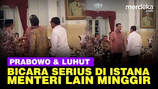 Momen Prabowo amp Luhut Saling Beri Hormat Lalu Bicara Serius Menteri Lain Minggir [upl. by Atikim498]