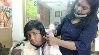 vlogs beauty parlour🙍 haircut Bob haircut and rachna cut🙍 बॉब हेअर कट रसना कट [upl. by Nej44]