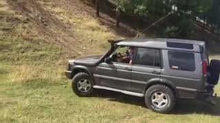 Land Rover Discovery td5 vs Nissan Terrano 1 [upl. by Akeemahs]