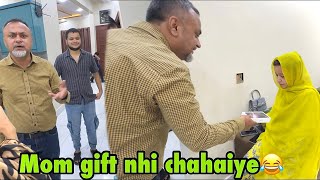 Mama ko papa se gift nhi chahaiye😂  papa ghussa hogai🥲 funny vlog😂 [upl. by Nnylecoj]