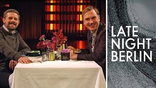 Lars Eidinger Klaas amp ihr Candle light Dinner  Ein Tisch für Zwei  Late Night Berlin  ProSieben [upl. by Killy]