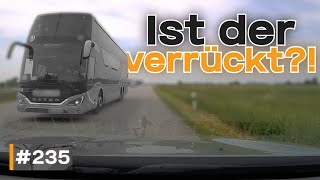 Prügelei auf der Straße Rücksichtsloser RTW amp Feuerwehr tadelt Autofahrer  GERMAN DASHCAM  235 [upl. by Bakeman584]