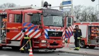 Brandweer Zutphen botst op weg naar melding [upl. by Idaf]