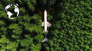 AIRPLANE CONVERTED to Functional HOME for Protection from ENVIRONMENTAL DISASTERS [upl. by Ellenohs276]