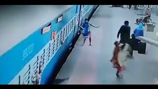 Woman Loses Her Life While Getting Off A Moving Train At Borivali  Shocking Video Footage [upl. by Aneladdam]