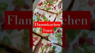 FLAMMKUCHEN TOAST  сметана лук ветчина  15 мин и готово [upl. by Corel39]