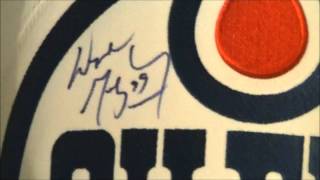 How to tell an authentic Wayne Gretzky Autograph from an AutoPen [upl. by Alahsal]