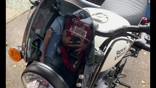 Royal Enfield Hunter 350  Fit New Flyscreen [upl. by Ronny32]