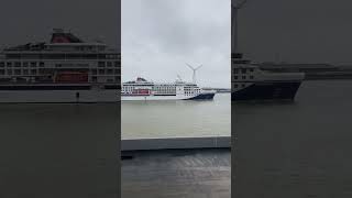 Hanseatic nature expedition cruise boat on the thames [upl. by Ydnir28]