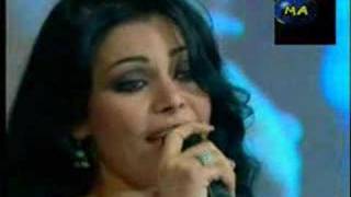 Haifa Wehbe singing live on TV quotMakhasimniquot Hes Mad at Me [upl. by Teressa]