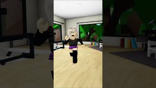 Kiki do you love me funny roblox comedy robloxmeme brookhavenstory robloxbrookhavenrp [upl. by Lorac]