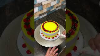 Amazing Cake Design Vanilla Pineapple cake cakedecorating ytshorts vannila ytviral cakes [upl. by Molton]