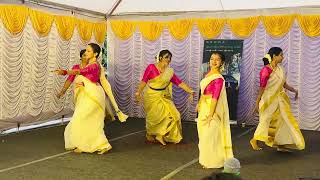 Traditional Malayalam dance with a touch of Mohiniyattam on the song Kaantha [upl. by Tengdin]