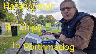 HAFAN Y MOR amp FISH amp CHIPS IN PORTHMADOG WELL SAIUSAGE amp CHIPS amp MUSHY PEAS LOL [upl. by Rodman]