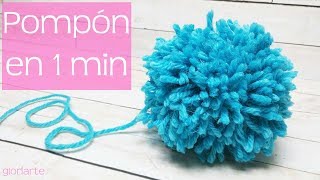 Cómo hacer un pompón en 1 minuto How to make a pompon in 1 minute [upl. by Ingelbert]