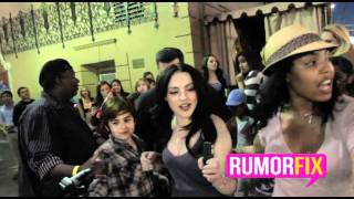 Elizabeth Gillies being mean to her young fans [upl. by Darreg]