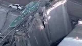 First Look Bridge Disaster CBS News [upl. by Chloras]