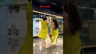 Navratri dance garbo garba gujratgarba dancer bollywood choreography dancecover folkdance [upl. by Elamor]