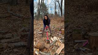 🪓35lbs Splitting Axe🌲 axe splittingfirewood shorts trending diy fun rurallife logsplitter [upl. by Tarr626]