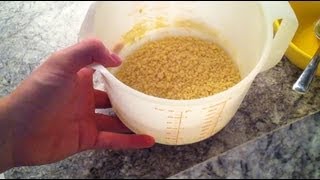 Streusel machen  Kuchen Streusel  ein Rezept [upl. by Paloma176]