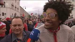 FC Bayern  Meisterfeier vom Marienplatz 2013  Part 49 [upl. by Solahcin]