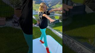 Lia erklärt einen radschlag lernen turnen kidsvideo kidsfun kinder kindervideo havefun [upl. by Madelena]