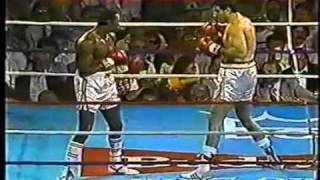 Larry Holmes vs Gerry Cooney  14 [upl. by Enom111]