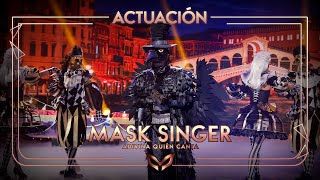 El Cuervo canta Piu bella cosa de Eros Ramazzotti  Mask Singer Adivina quién canta [upl. by Silsbye]