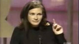 Julia Roberts introduces James Gandolfini  GQ Awards 2000 [upl. by Macomber]