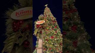 Knott’s Merry Farm  Christmas Tree  Knott’s Berry Farm christmas knottsberryfarm christmastree [upl. by Irpac]