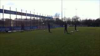 Schalke Training Spezielle Torwartübung mit Powergurt [upl. by Aeli2]