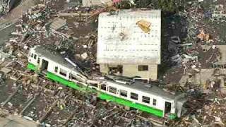 ２０１１年３月１３日 津波に押し流された列車 宮城県女川町 [upl. by Nyar799]