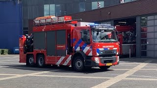 PrimeurBrandweer Leidschendamvoorburg HV155170  HW155150 met spoed naar een Voertuig te water [upl. by Enyak995]