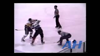 QMJHL Mar 2 1992 Yan StPierreLAV v Herve LapointeBEA x2 Clips Laval Titan Beauport Harfangs [upl. by Richardo]