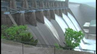 Table Rock Dam gates open [upl. by Jeffery]