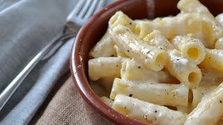 Pasta ai Quattro Formaggi  Accompagnata da una Salsa avvolgente e Golosa [upl. by Canning]