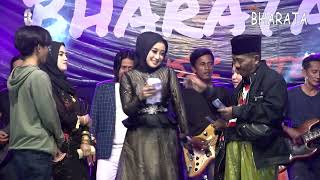 ANISA RAHMA HUJAN DUIT  MENANTI JANJI  LIVE SHOW NEW BHARATA [upl. by Januarius409]