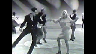 American Bandstand 1967 1967 Dance Contest Finalists You Got To Me Neil Diamond [upl. by Merissa867]