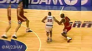 Michael Jordan Gave Knicks Their Hands Full 19970410 [upl. by Assertal]