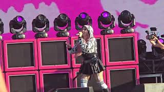 Avril Lavigne  Girlfriend Live  Mad Cool Festival 2024 [upl. by Karolina788]