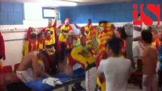 Feest kleedkamer van Go Ahead Eagles [upl. by Vasos]