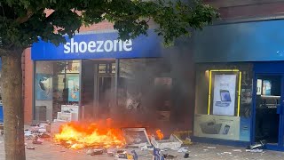 Shocking video shows yobs setting fires looting and rioting in Hull  SWNS [upl. by Snoddy]