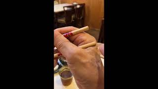 How to use chopstick correctly 箸の正しい使い方 [upl. by Oletta]