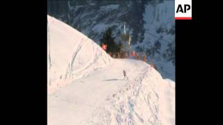 SYND 11 1 75 WORLD SKI CUP LADIES DOWNHILL [upl. by Duggan]